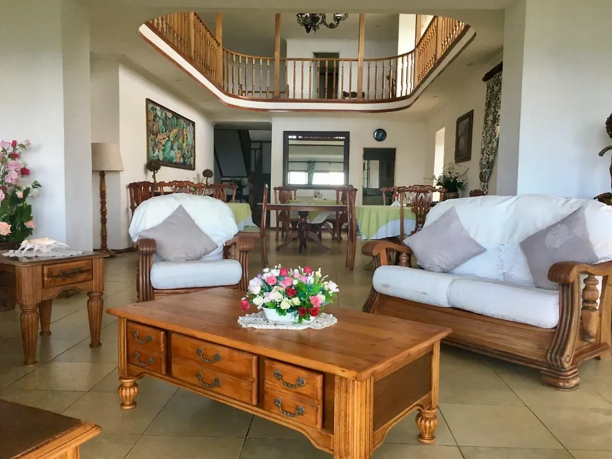 **  Beau Sejour Hotel فيكتوريا سيشيل