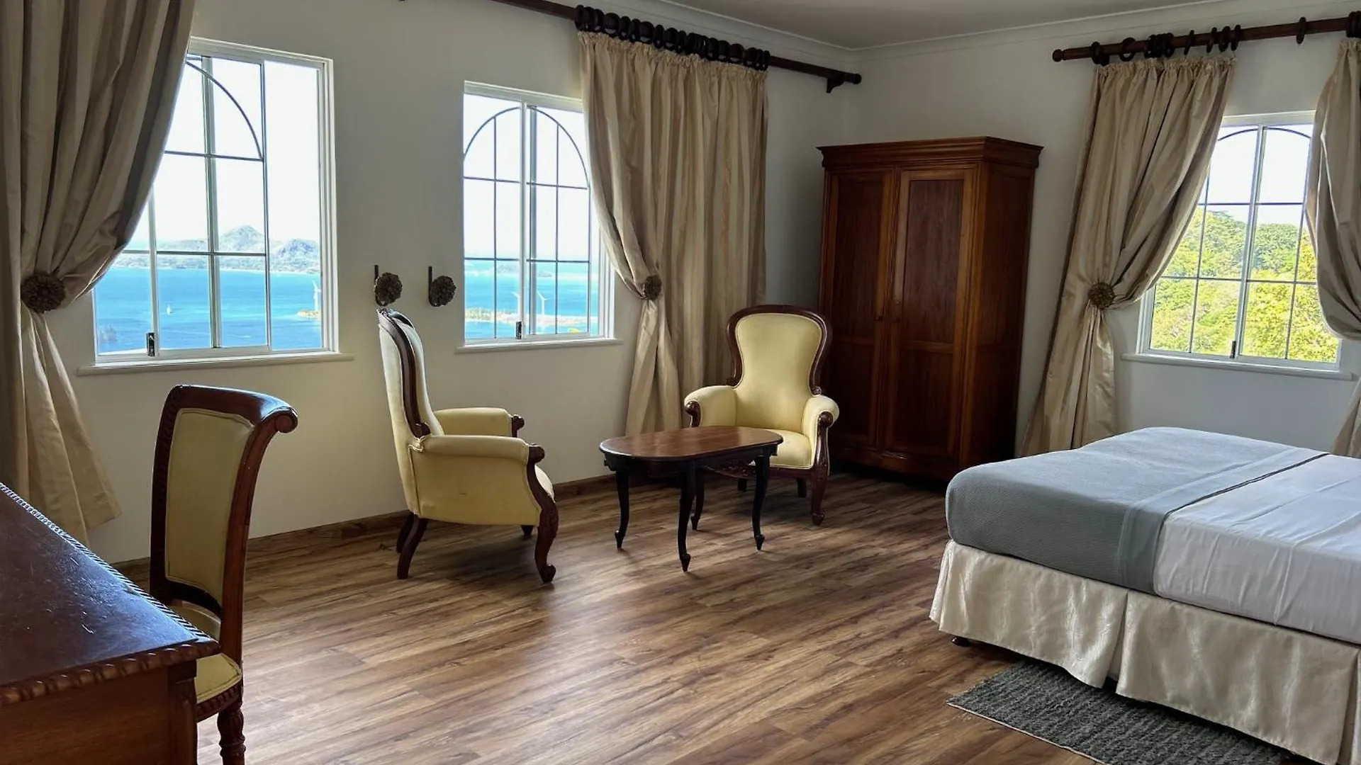 Beau Sejour Hotel Victoria