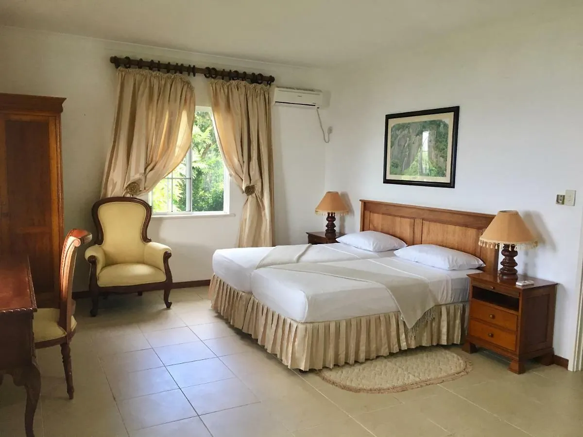 Beau Sejour Hotel Victoria 2*,  Seychellerna